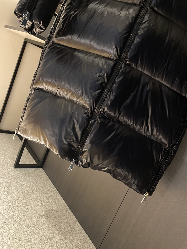 ハイクオリティダウンジャケット着用イメージ